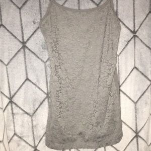 gray tank top